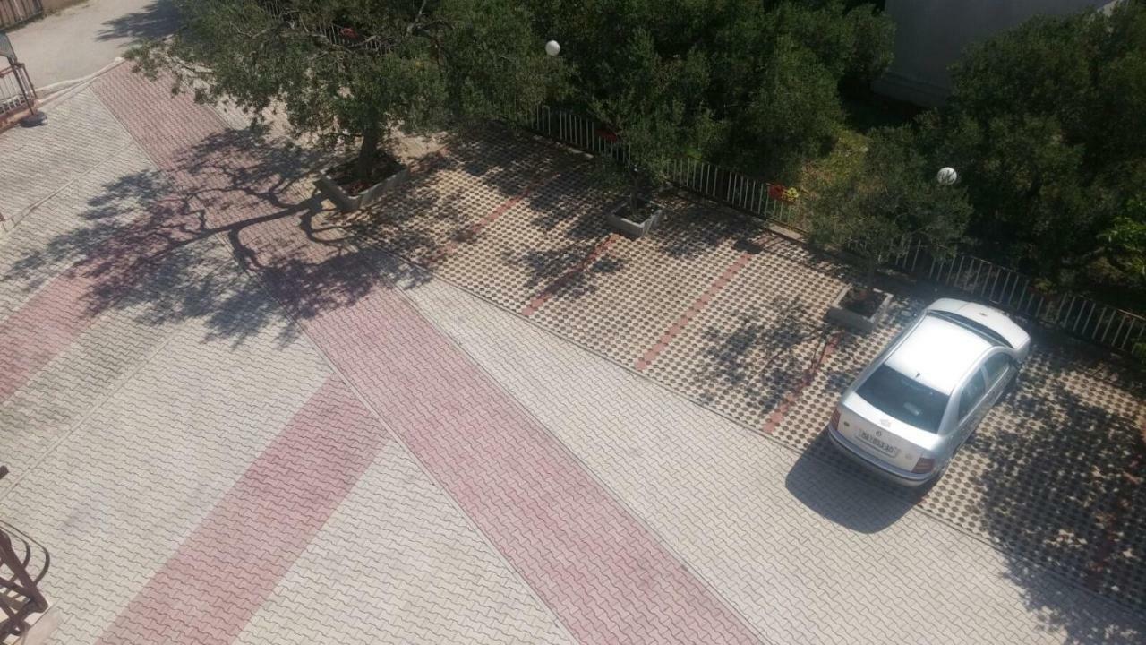 Apartmani Sutic Promajna Dış mekan fotoğraf