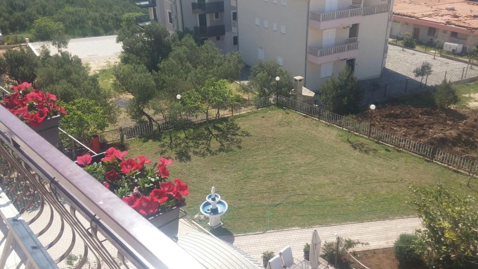 Apartmani Sutic Promajna Dış mekan fotoğraf