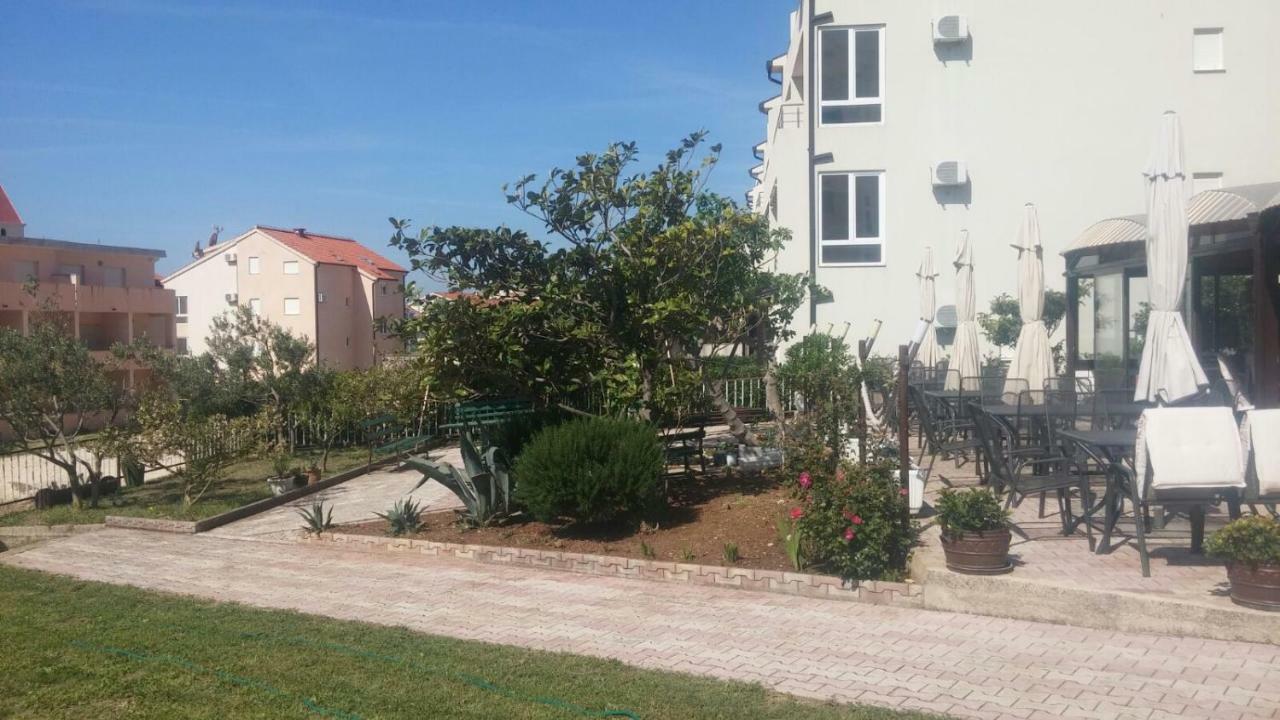 Apartmani Sutic Promajna Dış mekan fotoğraf